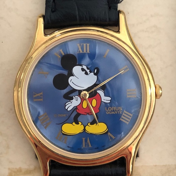 Lorus quartz Mickey Mouse watch & pin.In cute Disney tin box.